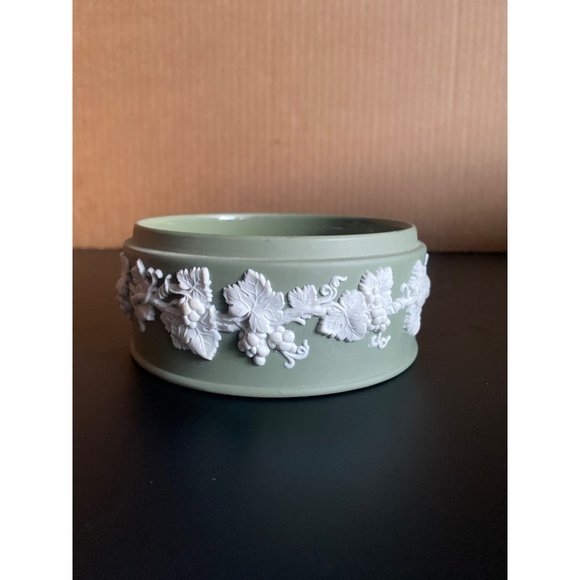 Wedgwood Accessories - Wedgwood Sage Green Jasperware 4.5" Trinket Box - No Lid - Grape & Leaf Pattern